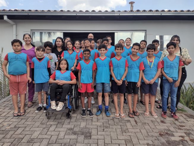 api-modulos/fotos/img/galeria_cat_culturais_493/493/13459/VISITA GUIADA POR GUSTAVO ESCOLA MUNICIPAL  D. BOSCO, PROF. KÁTIA,À DIR,  LUCIENE, NO CENTTRO, E MARIA DE LOURDES, À DIR,07.10.2025 (8).jpg